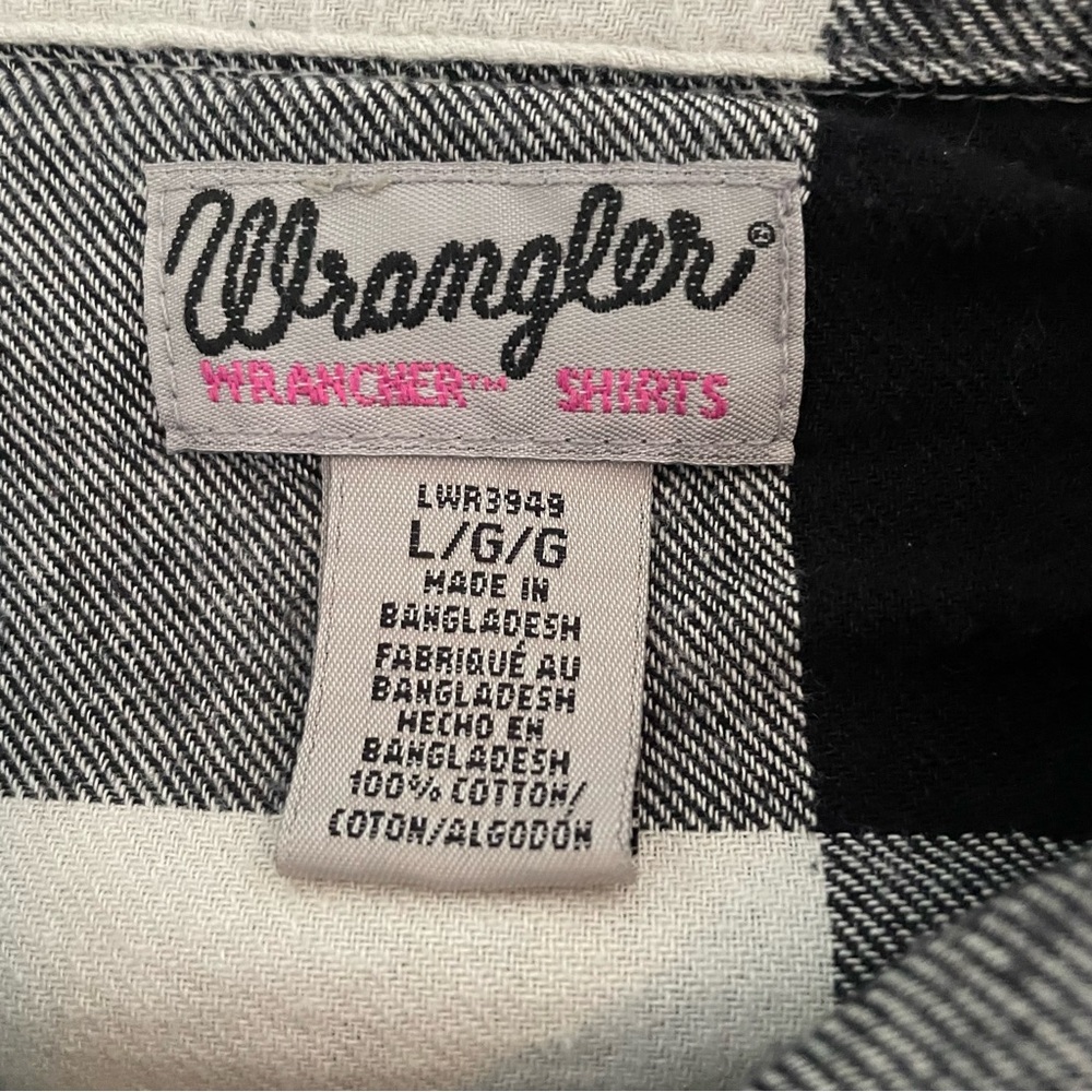 Wrangler Black and White Plaid Shirt - Picture 5 of 5